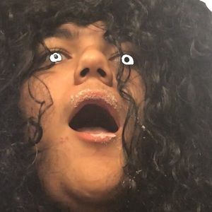 Meet your Posher, Javier